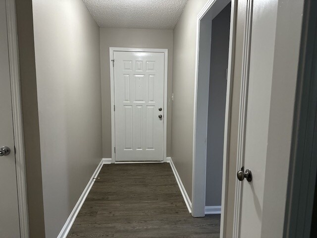 Foto del edificio - 3090 Woody Ln