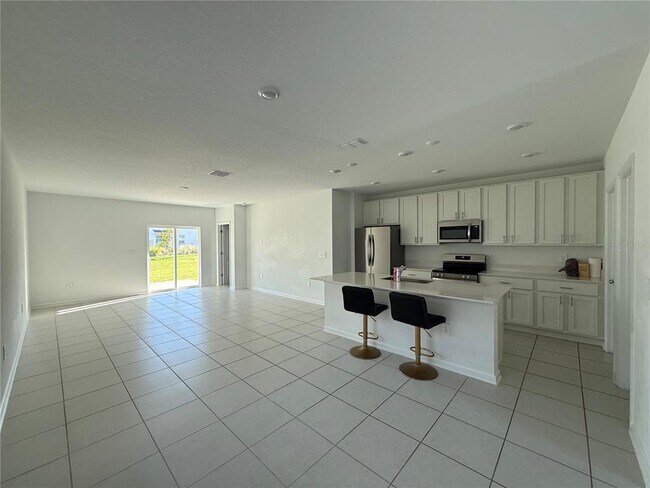 Building Photo - 5866 Le Marin Wy