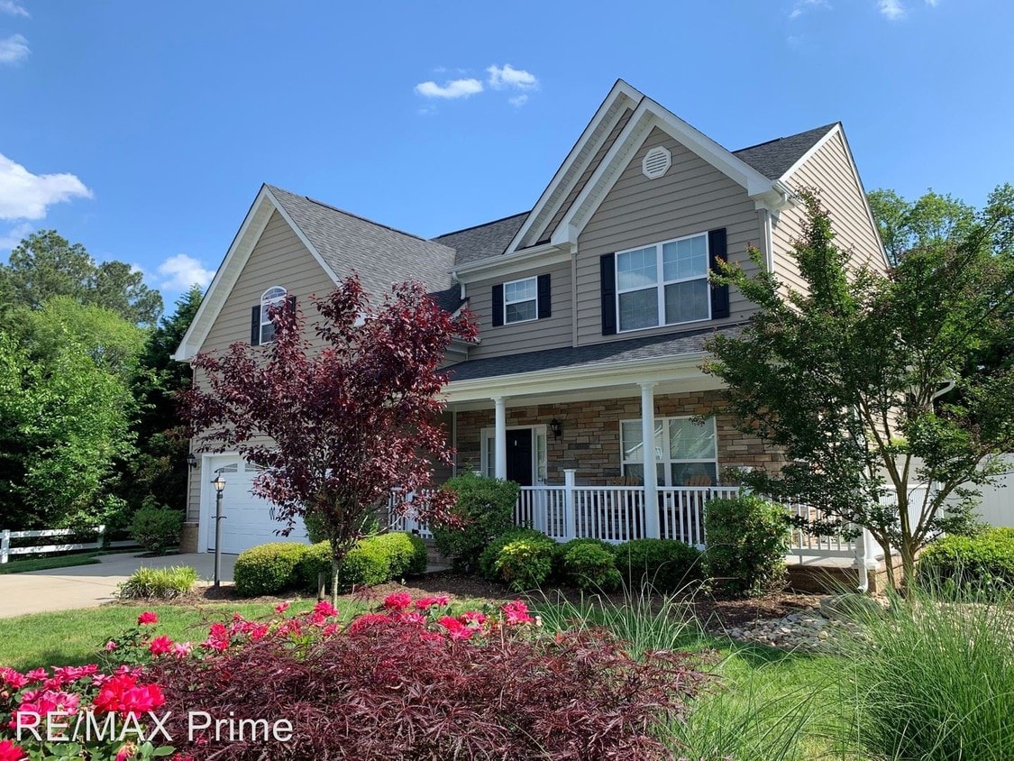 Primary Photo - 4 br, 2.5 bath House - 3144 Poplar Hill Rd