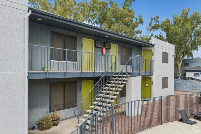 Building Photo - The Grove