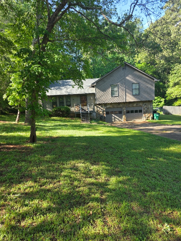 Primary Photo - 207 Southfork Way