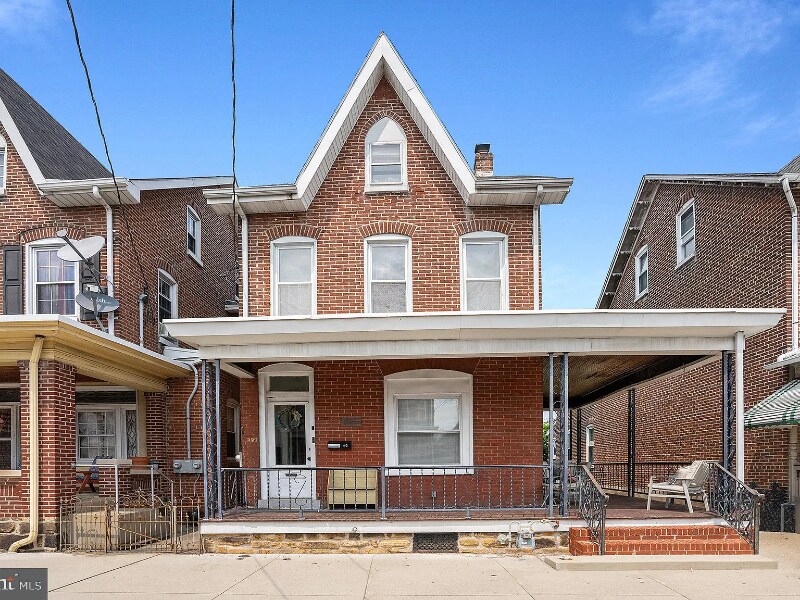 327 E Philadelphia Ave Unit 1, Boyertown, PA 19512 Room for Rent in