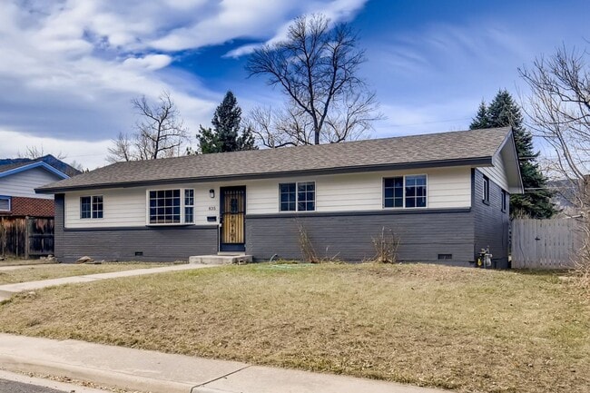Photo - Recently Remodeled 4 bedroom, 2 bath Ranch Style Boulder House