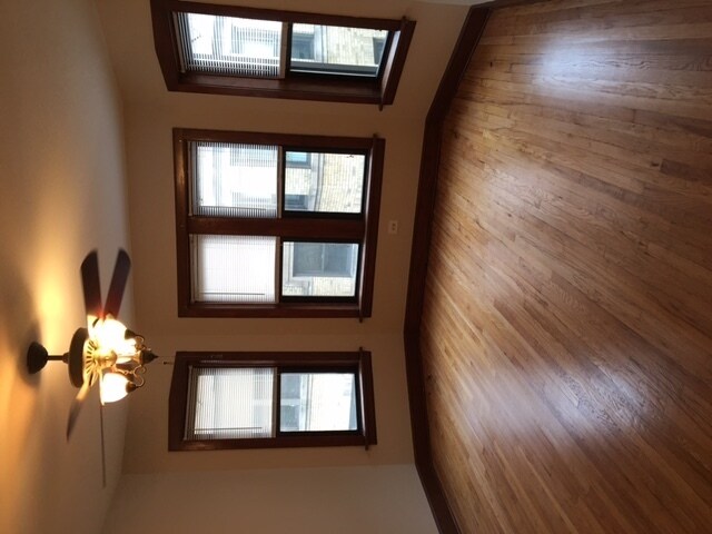 Foto del edificio - 4056 N Sheridan Rd