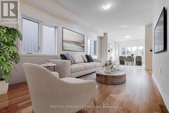 Building Photo - 205 Dingman St