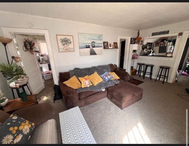 Foto del edificio - 700 Brookside Dr