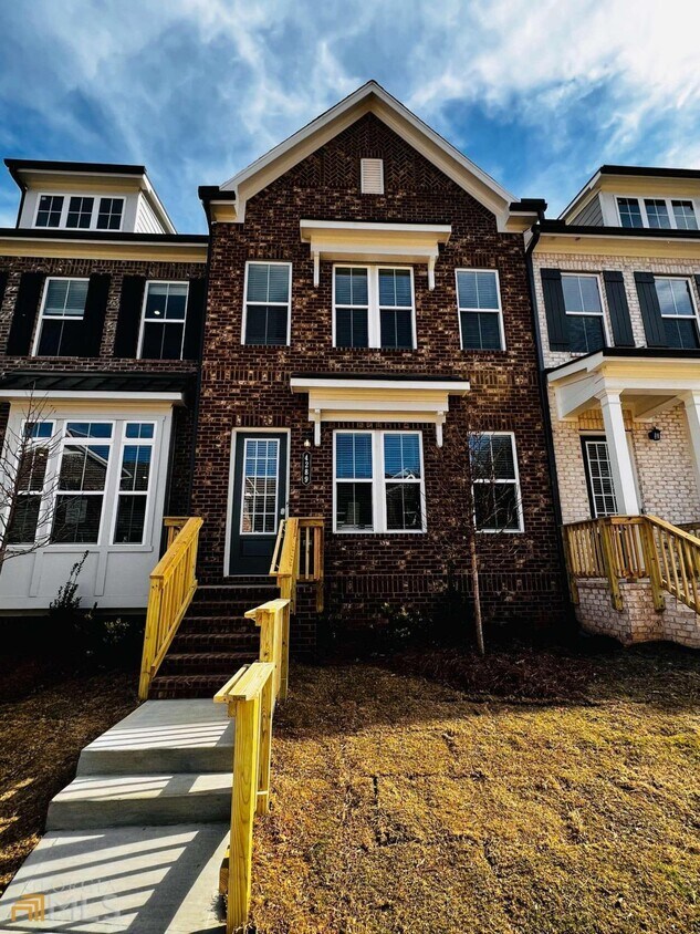 4289 Tifton Ln, Sugar Hill, GA 30518 Townhome Rentals in Sugar Hill