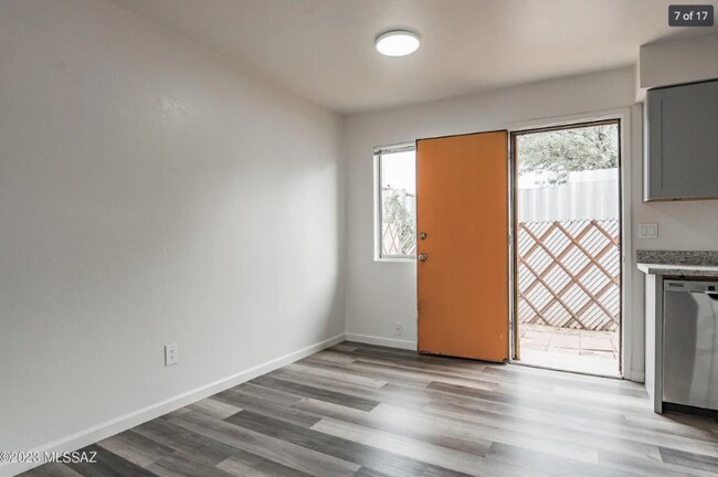 Foto del edificio - 1108 E Fort Lowell Rd