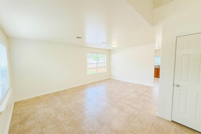 Building Photo - 14401 Gurney's Eagle Dr