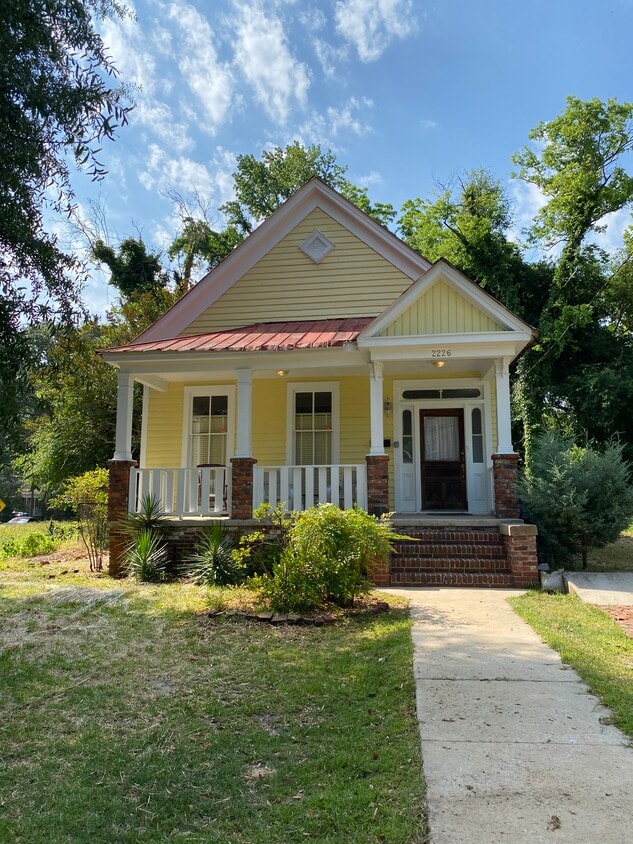 Primary Photo - 2226 Senate St