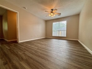 Building Photo - 8816 E Buffalo Cir