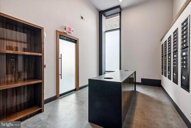 Foto del edificio - 2157 E Lehigh Ave
