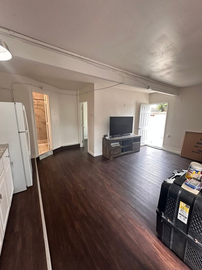 Building Photo - 1153-1155 Emory Street