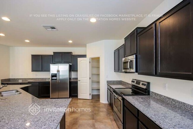 Foto del edificio - 1259 E Taylor Trail
