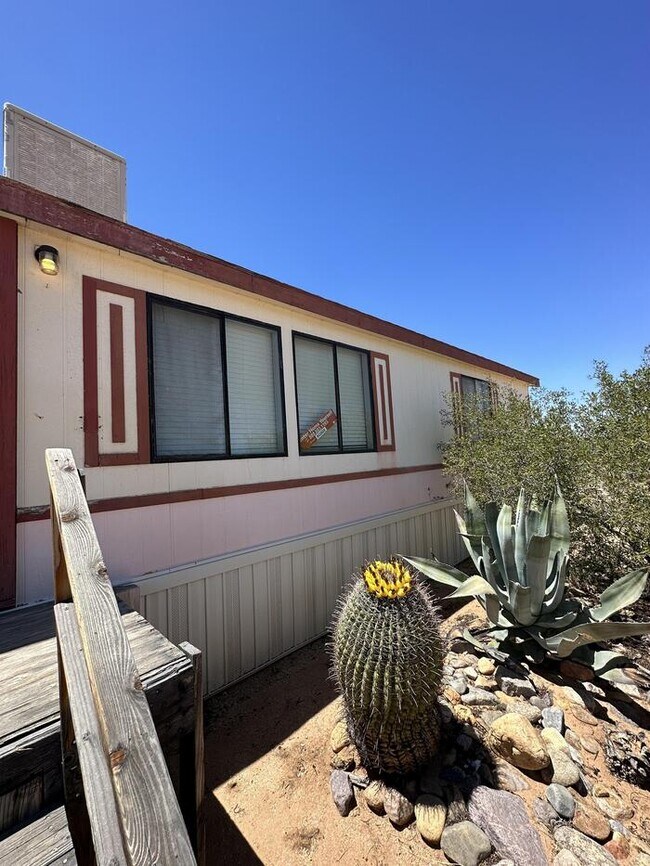 Building Photo - 6873 W Pima Mine Rd