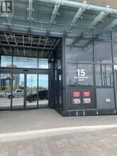 Building Photo - 15 Watergarden Dr