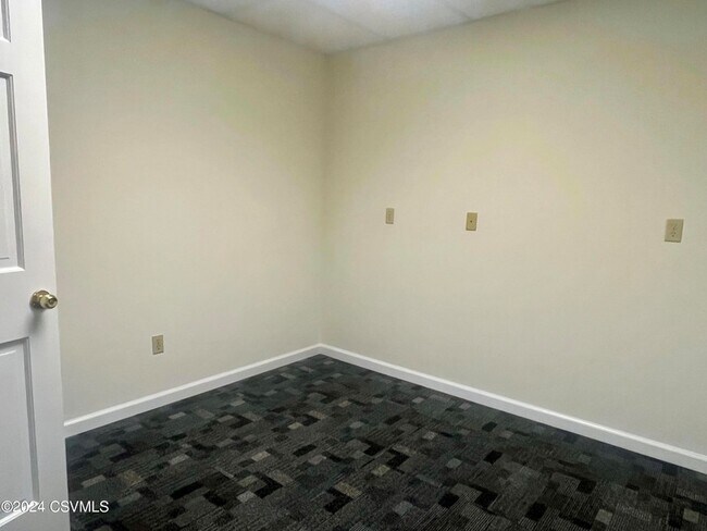 Foto del edificio - 1157 Westbranch Hwy