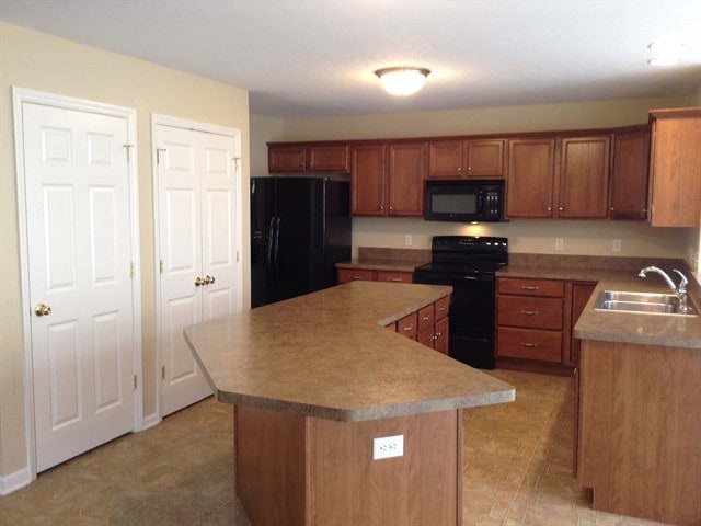 Building Photo - 962 Shephard Woods Ct