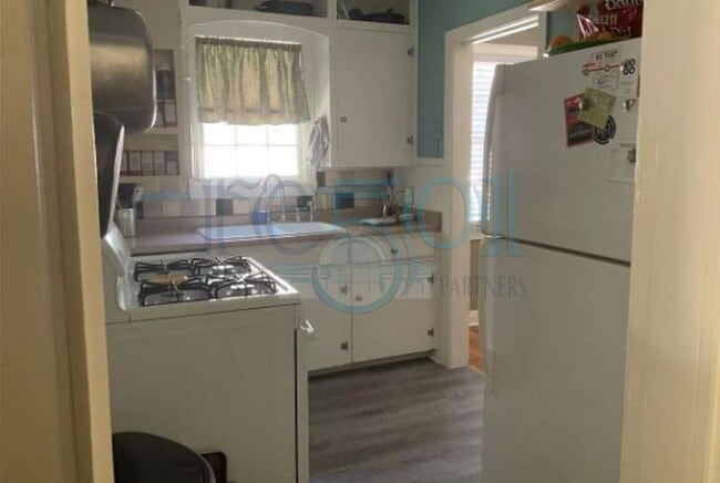 Foto del edificio - 2BR/1BA brick bungalow in Stiff Station, steps from UAMS!