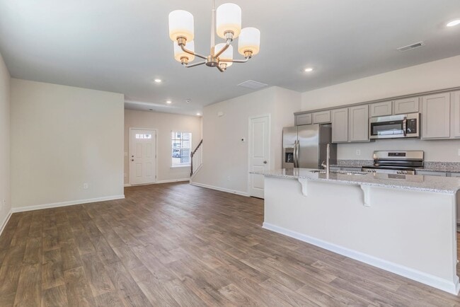 Building Photo - 3BR Townhome, Brand New - Simpsonville