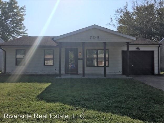 Primary Photo - 3 br, 1 bath House - 706 Saint Barbara Ln