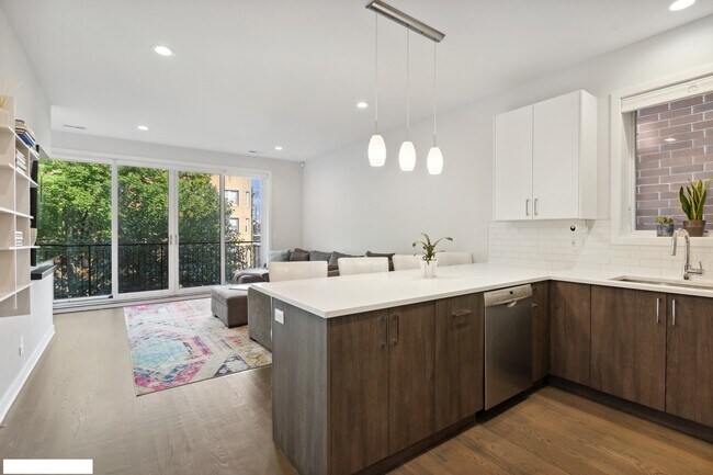 Foto del edificio - 4014 N Mozart St