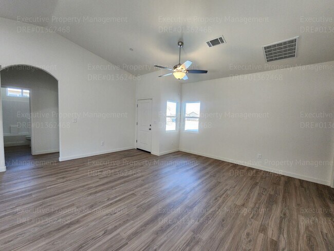 Building Photo - 8521 Grandy St