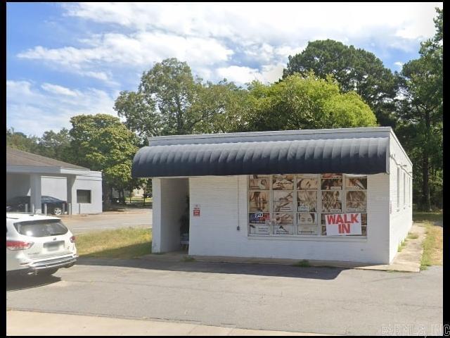Primary Photo - 206 N Reynolds Rd
