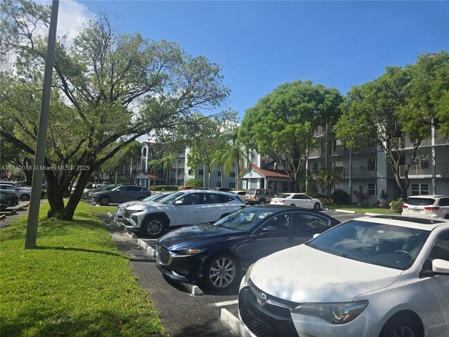 Building Photo - 1201 SW 128th Terrace