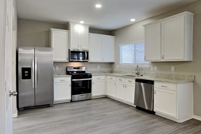 Foto del edificio - 4319 Mount Vinson Way