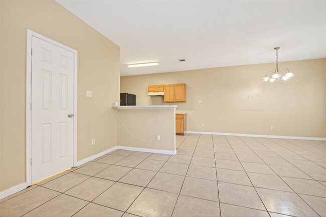 Building Photo - 15515 Waldron Cir