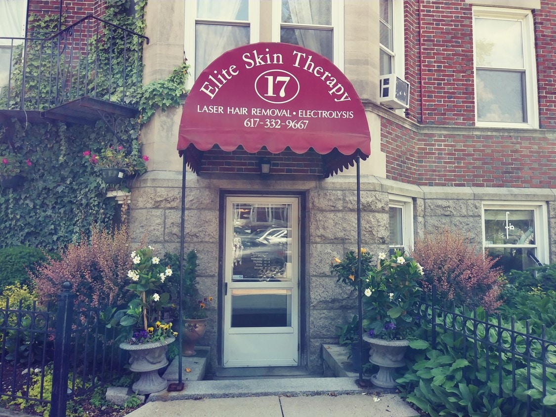 Primary Photo - 17-31 Herrick Rd