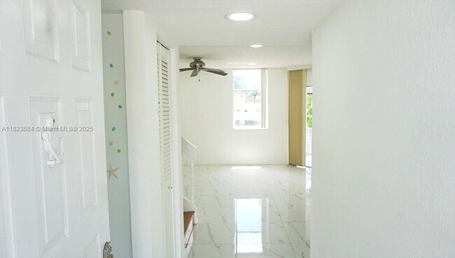 Foto del edificio - 1705 San Remo Cir