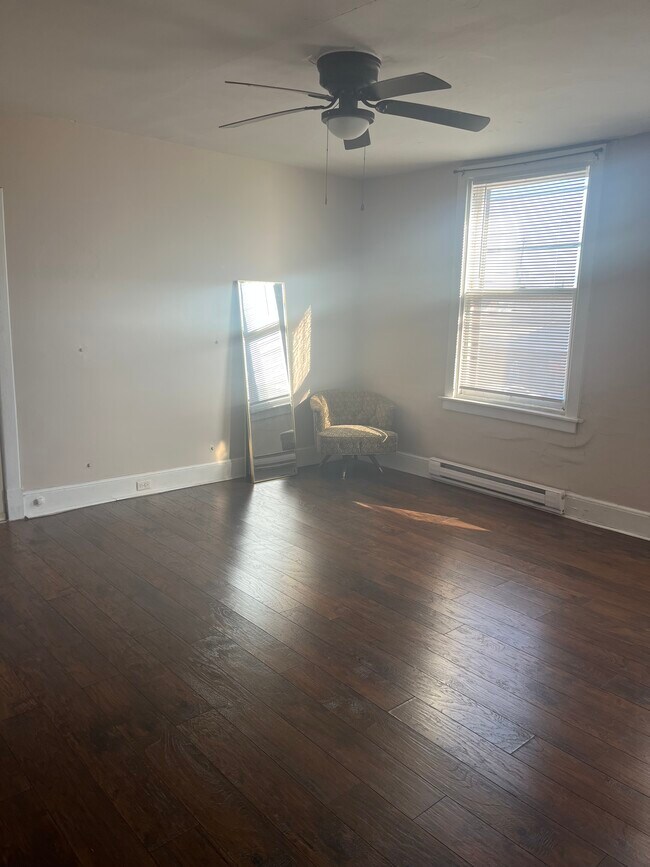 Dormitorio #2 - 101 Chambersburg St