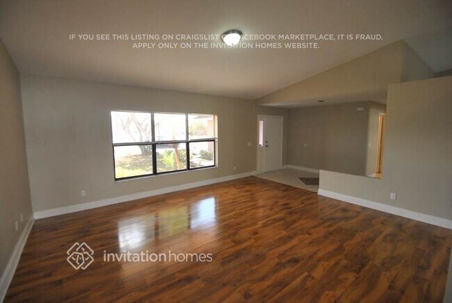 Foto del edificio - 13830 Geranium Pl