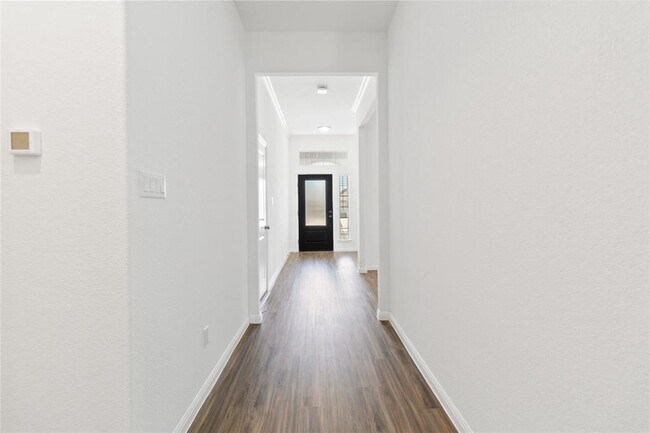 Foto del edificio - 158 Coronella Dr