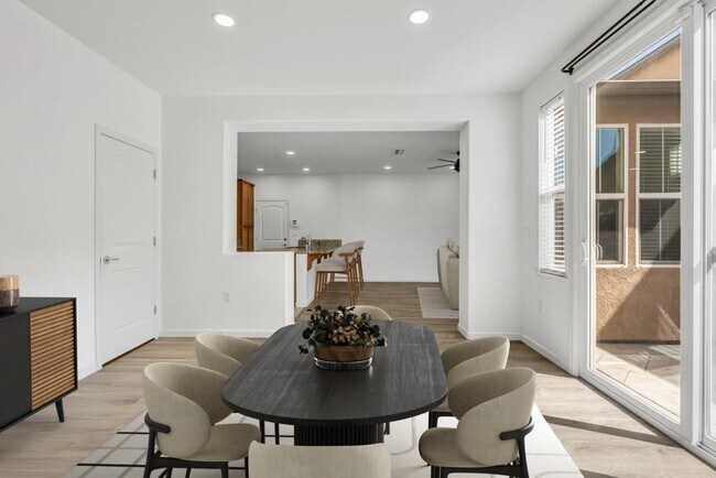 Foto del edificio - 277 W Saint Francis Ave