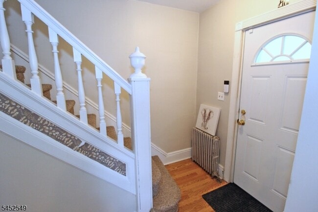 Building Photo - 293 Watchung Ave