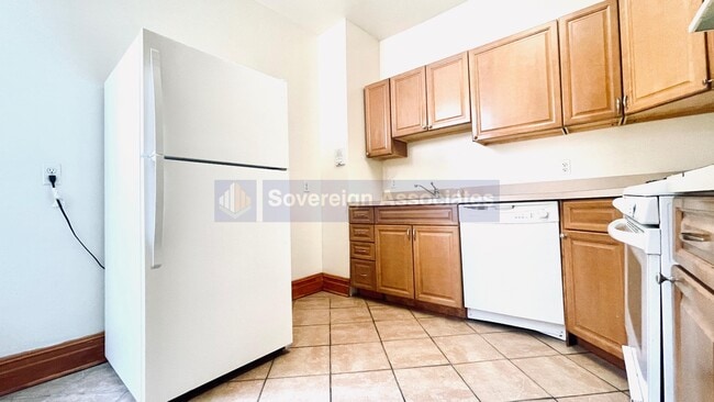 Foto del edificio - 64 W 108th St