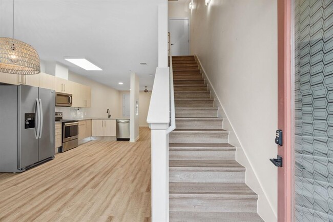 Foto del edificio - 7805 Cooper Ln