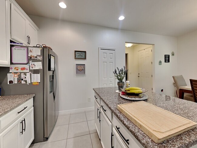 Building Photo - 4746 Cliveden Loop