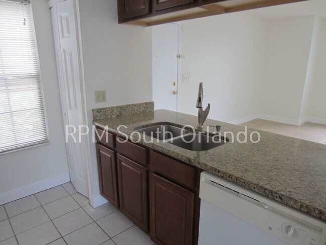 Building Photo - 2 bed 2 bath Kissimmee