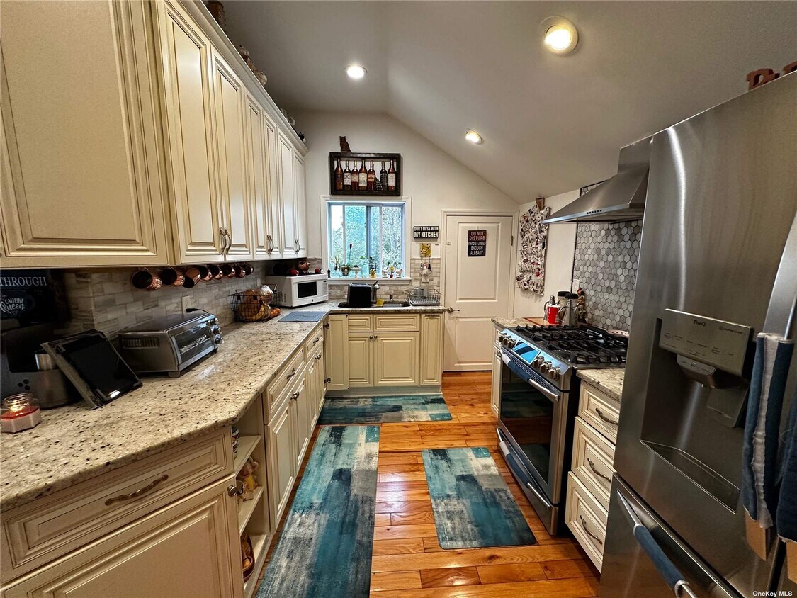 32 Gerard St, Patchogue, NY 11772 House Rental in Patchogue, NY