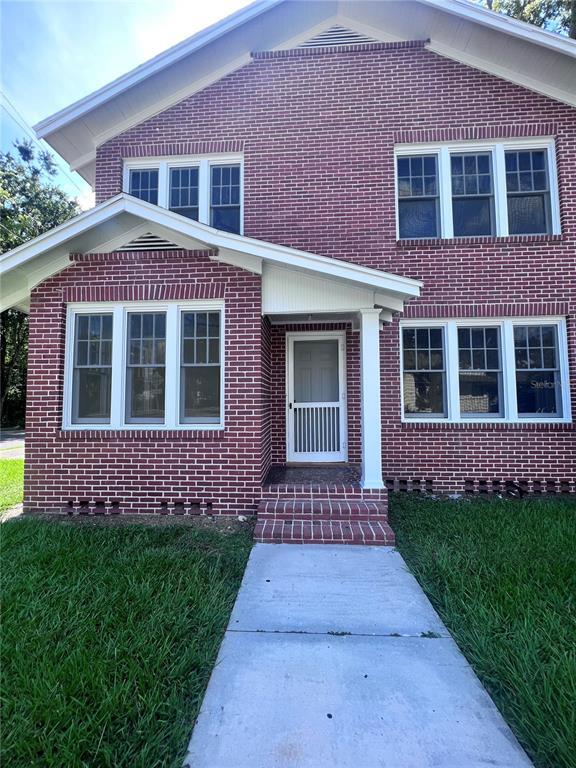 Foto principal - 302 NW 2 Ave