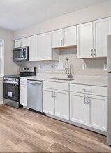 Building Photo - 2912 Abigail Dr