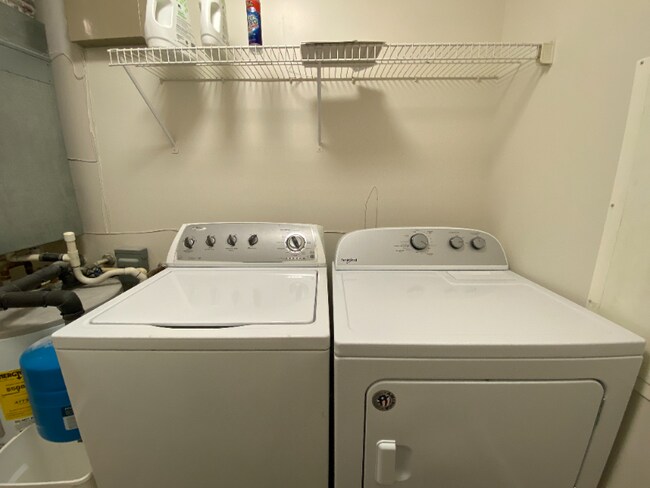 Foto del edificio - 9548 University Terrace Dr