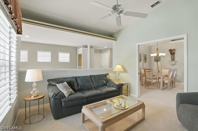 Foto del edificio - 5657 Whisperwood Blvd