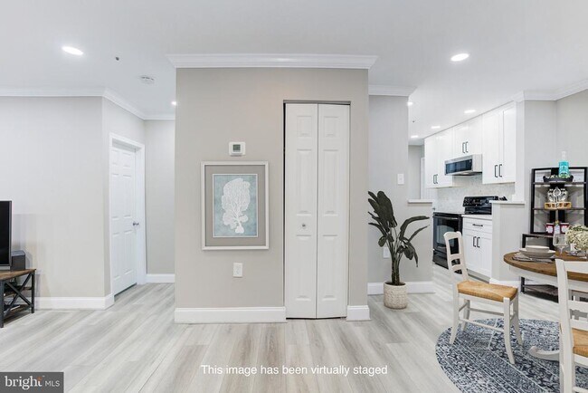 Foto del edificio - 273 S Pickett St