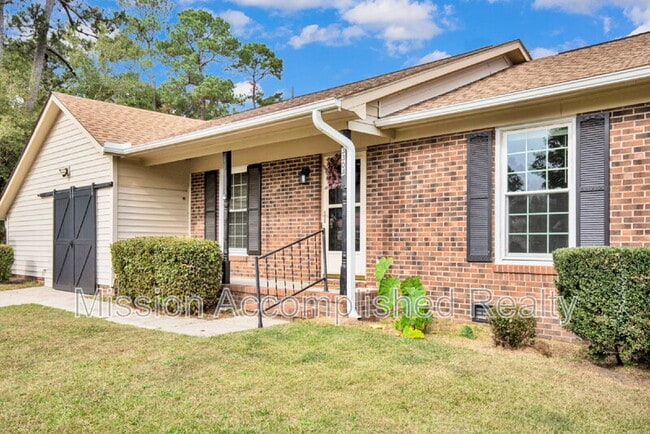 Building Photo - 3304 Redfox Rd