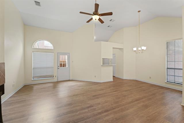 Building Photo - 6905 Hickory Creek